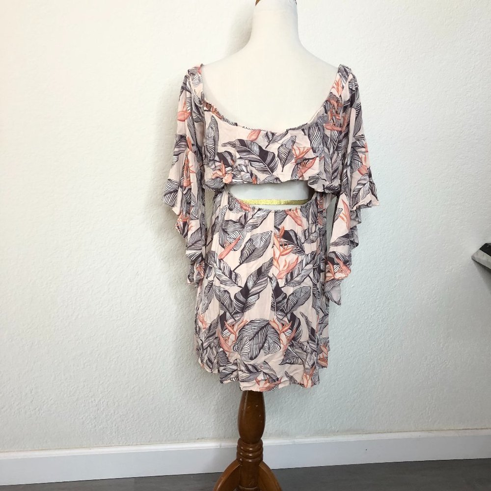 Sun-Drenched Daydream Off-the-Shoulder Dress CN - Picture 7 of 14